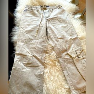 VGC Second Generation Vintage women’s 3/4 pants in Size 7!!!